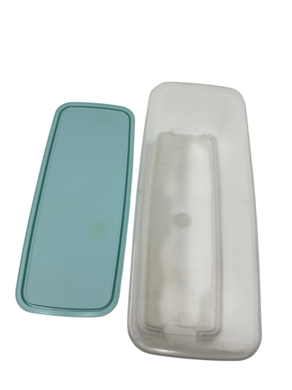 Tupperware Aqua Large Load Rectangle Bread Storage Container With Lid - Picture 8 of 9